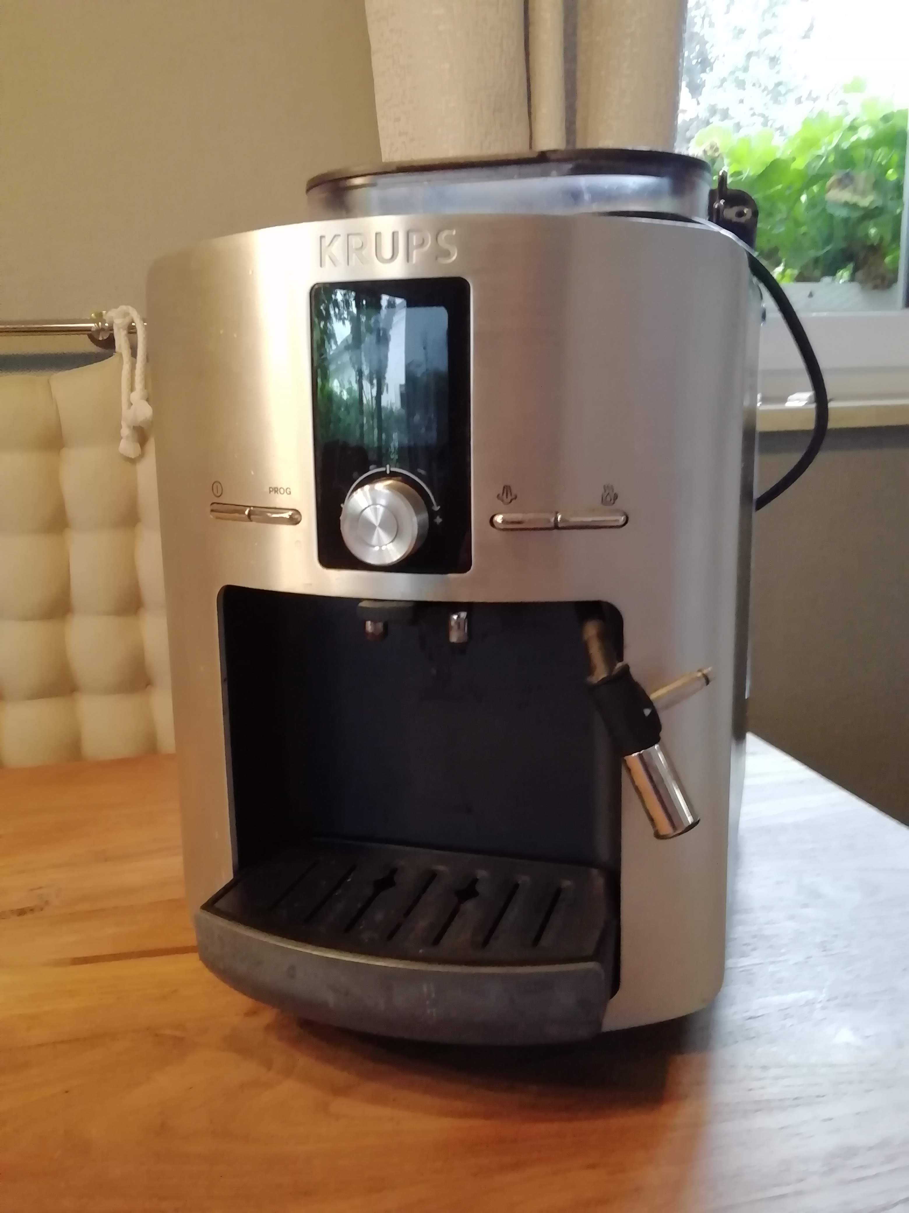 Bean2cup.org | Krups machine for hobbyists - to hand over Krups EA8260  (Tips & Questions >> General)
